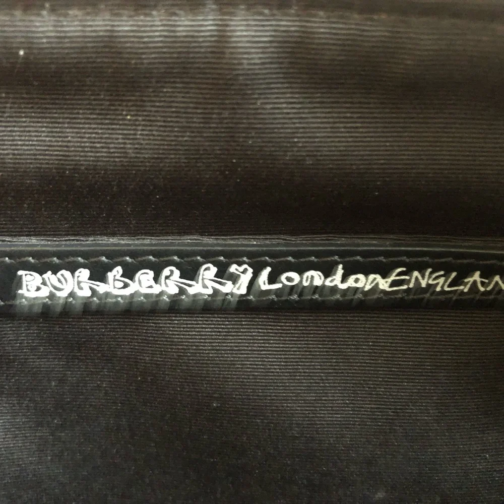Authentic Burberry logo sketchbook doodle print graffiti large wristlet … - Picture 6 of 9